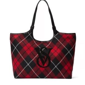 NWT VICTORIA'S SECRET Red & Black 
Plaid Tote Bag Overnighter Holiday